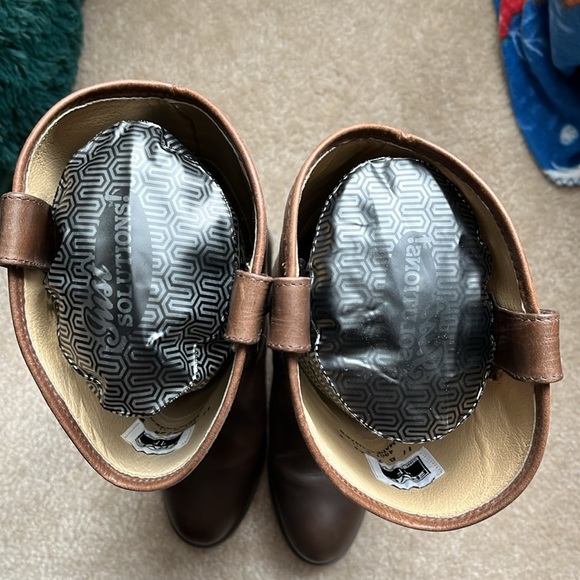 Leather Frye calf-height boots, size 11 - Picture 4 of 6